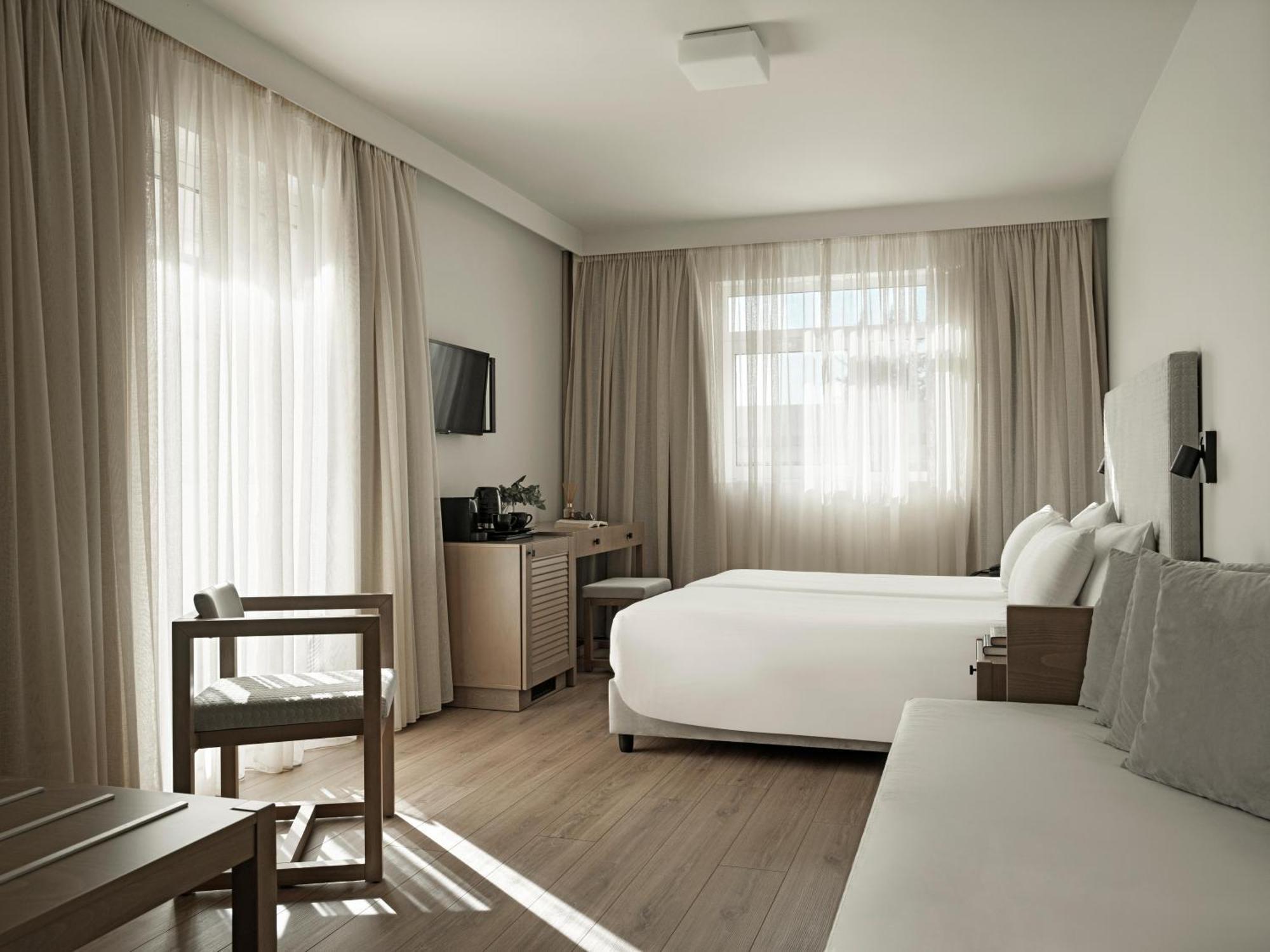 Hotel Civitel Attik &